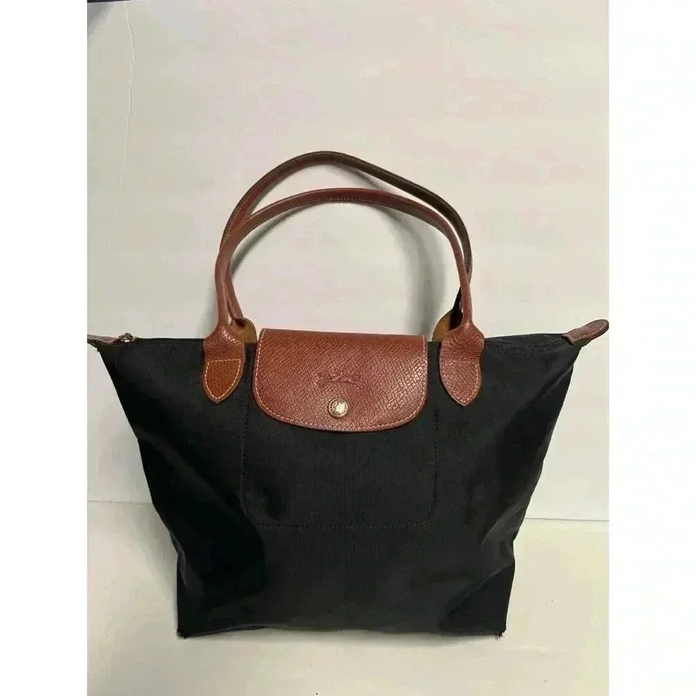 Longchamp purse